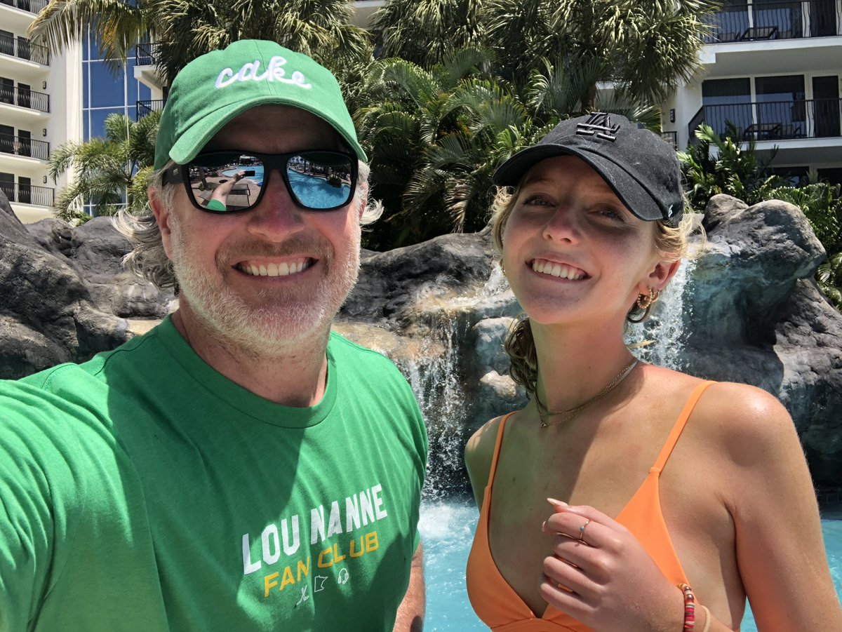 markskogstad's tweet photo. @DanBarreiroKFAN @jgkfan Repping @NanneLou in sunny Aruba. Favorite ICC caddy 92-95. Never made a putt inside 4 ft to juice the handy before the member guest 😂 https://t.co/3mBzLGotNd