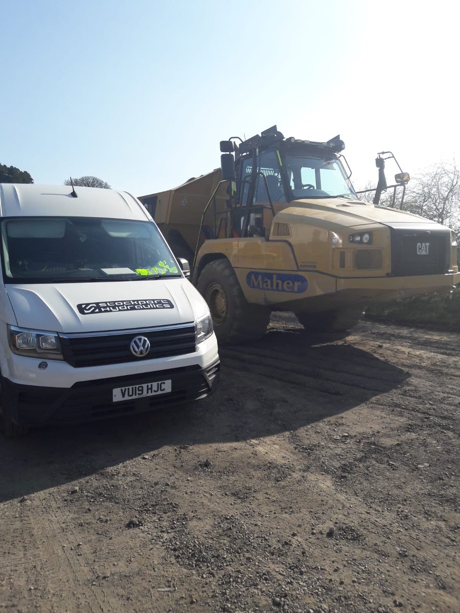 Strip Dumptruck down and repair hose #Quarry 🌞🪨