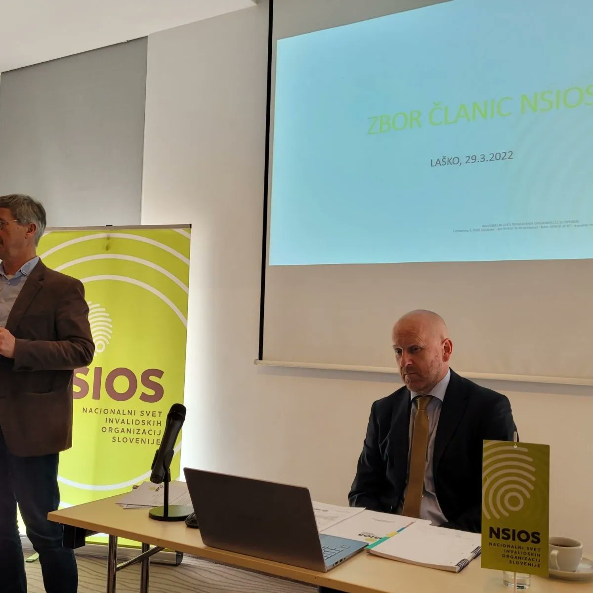 mddszRS's tweet photo. DS #MDDSZ Cveto Uršič se je udeležil zbora članic @InfoNsios v Laškem, kjer je predstavil ključne dosežke ter sprejete ukrepe v mandatu ministra @jciglerkralj za opolnomočenje in večjo vlogo invalidov v družbi ter številne druge novosti na področju invalidskega varstva. 👨🏻🦽👩🏻🦽✅ https://t.co/svY6bON4ZZ