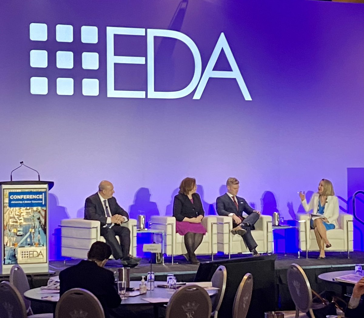 .<a href="/lobbygrl/">Kim Wright</a> Says <a href="/OntarioNDP/">Ontario NDP</a> is going into election campaign with ‘truckloads’ of cash raised and a target seat list of 80 #advancingabettertomorrow conference by <a href="/EDA_ONT/">Electricity Distributors Association (EDA)</a> #politicalpanel #onpoli