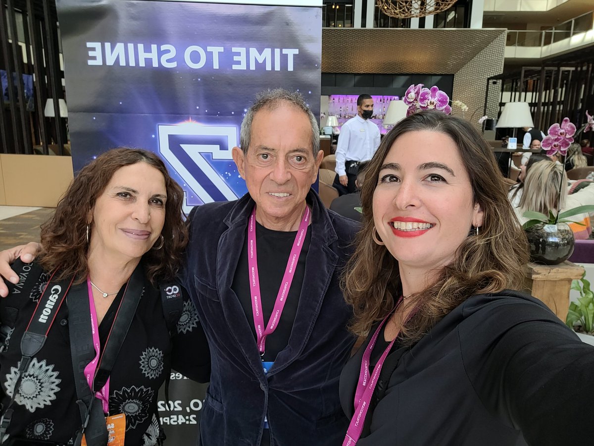 MaiaDigital's tweet photo. El #TeamZona después de cubrir  #ZitroUniversity, jornada marátonica que retomamos temprano a la mañana después de terminar hoy a la madrugada con #ZitroExperience 😅 https://t.co/xtEgU2fJxj