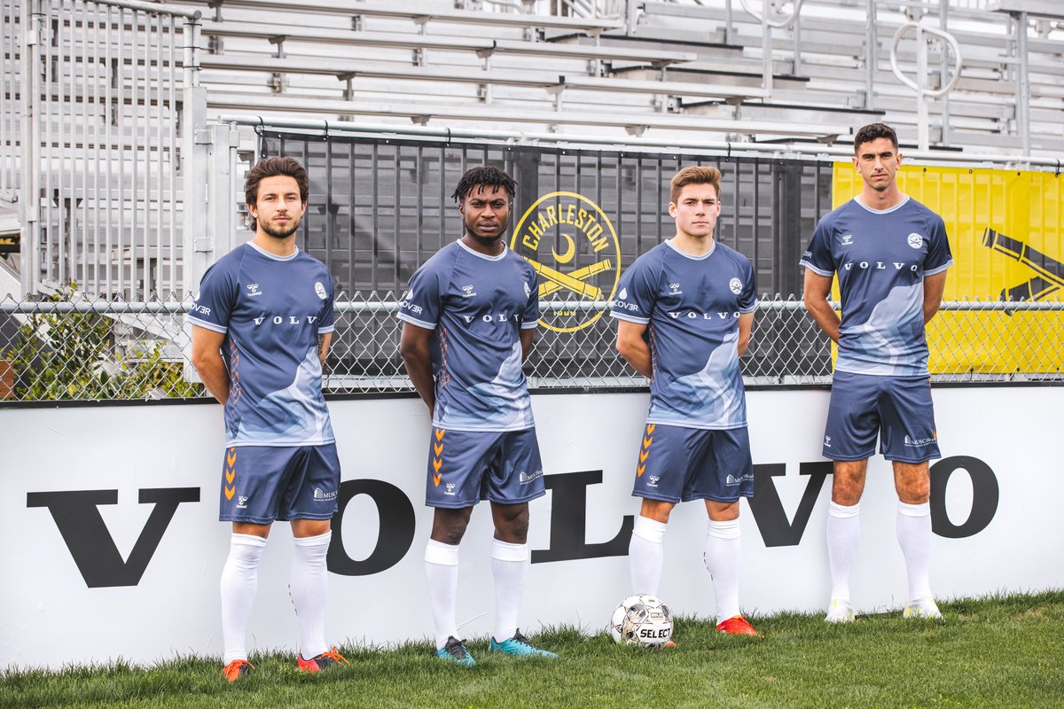 VolvoCarUSA's tweet photo. In collaboration with the @Chas_Battery soccer club, we've revealed an all-new C40 Recharge inspired alternative uniform for the club’s 2022 regular season. https://t.co/9ipqp1kgZL https://t.co/wAZqyaTUzA