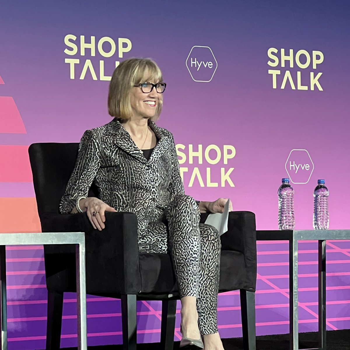 debweinswig's tweet photo. Brilliant insights from @mariedriscoll from @CoresightNews at the closing session for @shoptalk “some customers want to be #romanced and some want a #frictionless experience. The challenge of the physical store is serving both” #retail #shopping https://t.co/805idSAkiC