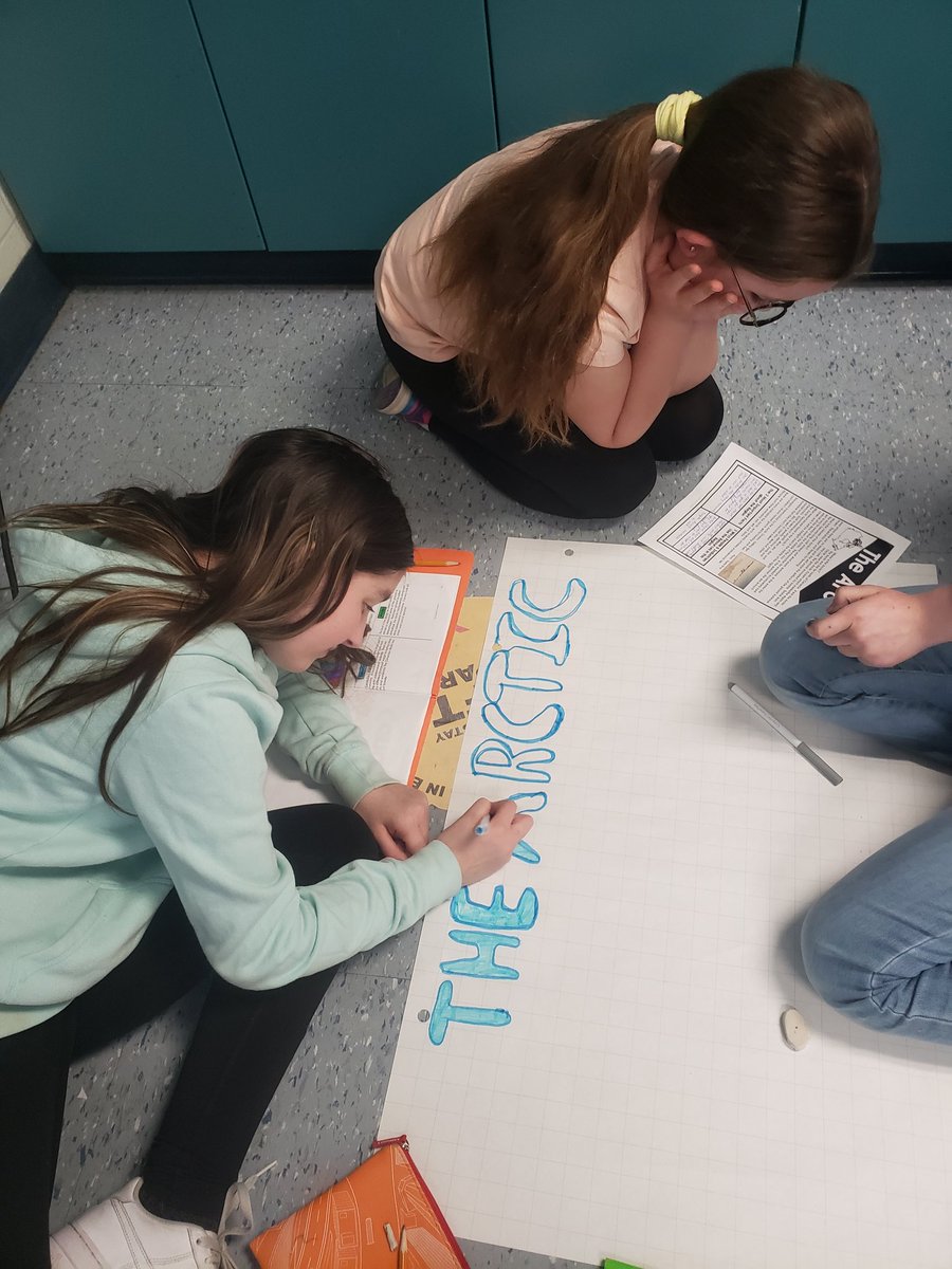 MrsKateFoster's tweet photo. Today at @LPSStormWatch, the Gr4/5 students are discovering the regions of Canada. We can't wait to share our posters with the school. @gecdsbpro #FosterEducation https://t.co/Ghoz47y96p