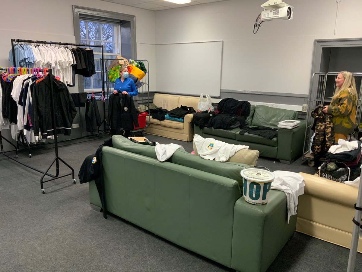 Uniform recycling event in full swing. Thank you <a href="/HarlawPC/">HarlawParentCouncil</a> for your efforts again!
