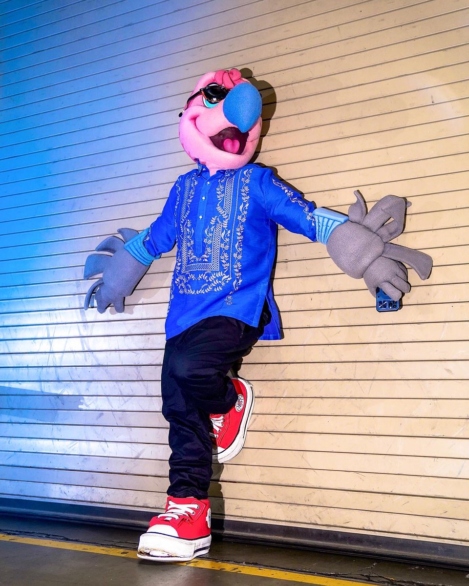 Chuck The Condor tweet media