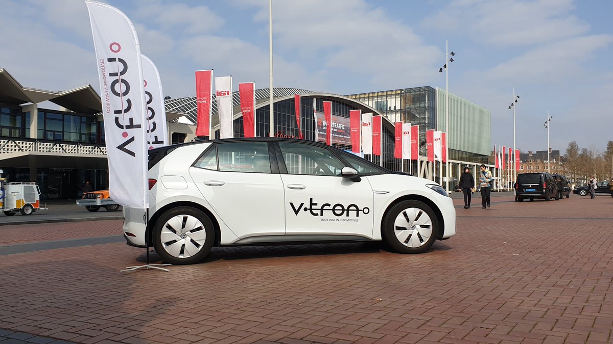 V_tron's tweet photo. U heeft nog twee dagen om @intertraffic Amsterdam 2022 te bezoeken.

Bekijk hier vast de #Car2X-video (https://t.co/Jd2zAQQaLP) en kom langs om de demo van short range communicatie live te zien. https://t.co/B6HYFmZtyp