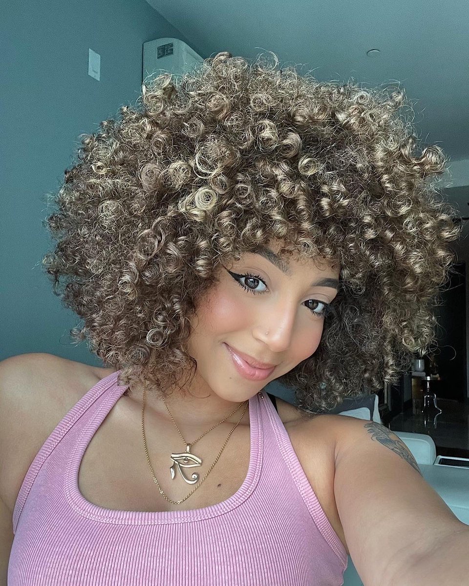 Miss_Jessies's tweet photo. Itโs #wcw and we are crushinโ on this cutieโs perfect curls brought to you by our #HoneyCurls + #PillowSoftCurls!
Show some love and tag your hair crush below. ๐๐ฏ๐๐ฏ
๐ธ: @iralyyy
#missjessies #WCW #washday #jellysoftcurls #leaveincondish https://t.co/Ywu2GOiPjx