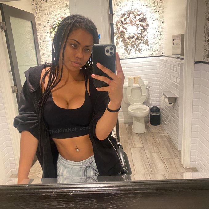 2 pic. both. both is good. https://t.co/02I2xwl7ep<a href="/tag/mvsales"class="tags"><span>#mvsales</span></a>