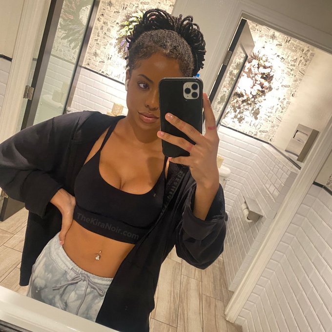 4 pic. both. both is good. https://t.co/02I2xwl7ep<a href="/tag/mvsales"class="tags"><span>#mvsales</span></a>