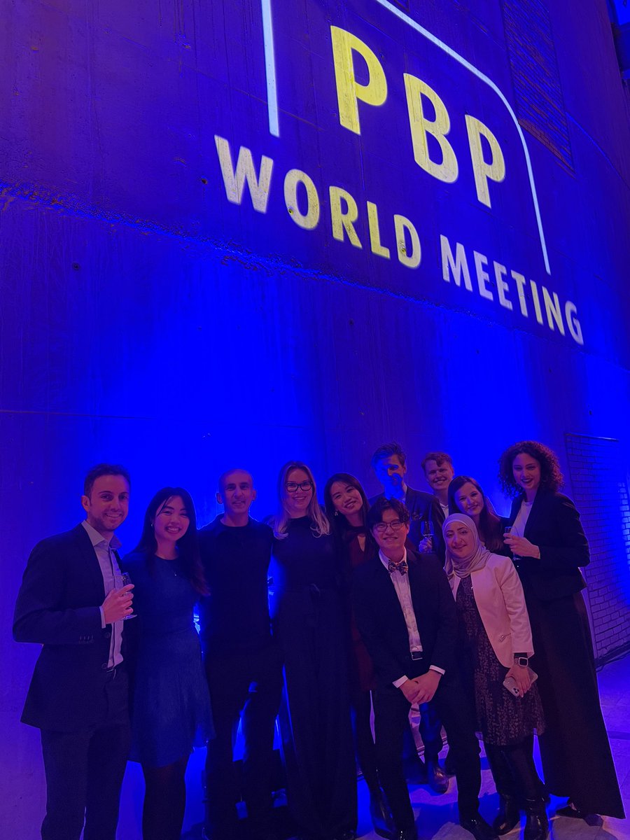 BasitResearch's tweet photo. BRG at #WorldPBP Gala Night! @aggoyanes @cm_madla @ProfAWBasit @XxyBonnie @ongjjay @ThomasPollard96 @COR11646 @AtheerAwad93 @cescagavins @AleFavaron β¨ https://t.co/iGj9xgQ2lE