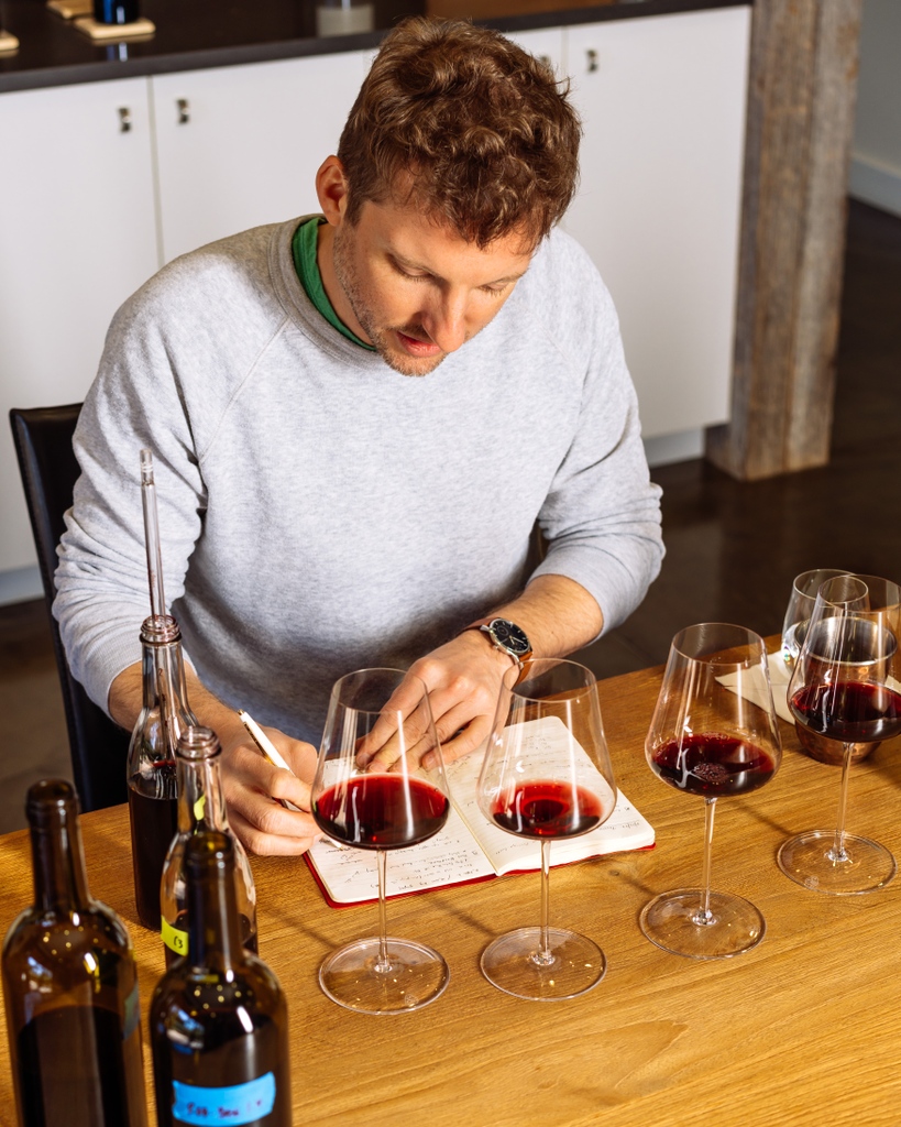 Blending is a key part of the art of winemaking. Like an artist working with paint, our winemaker, Scott, gets to complete the "picture" of the finished wine, adding the nuances that make it special. #winemaking #blending #winemaker
📷: Emma K. Morris