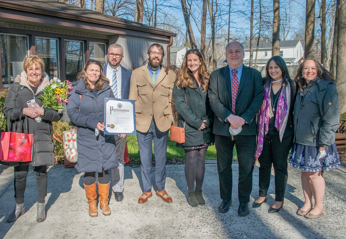 MontgomeryCoMD's tweet photo. #ICYMI Yesterday @MontCoExec Marc Elrich joined the Food Security Task Force for a tour/to hear a panel of speakers recall the early days of the #COVID19 pandemic and how they adapted efforts to fit the needs of our community. 📸➡️ https://t.co/UoXtU7yX2u. #FoodSecurityWeek https://t.co/wF3I8H8v8i