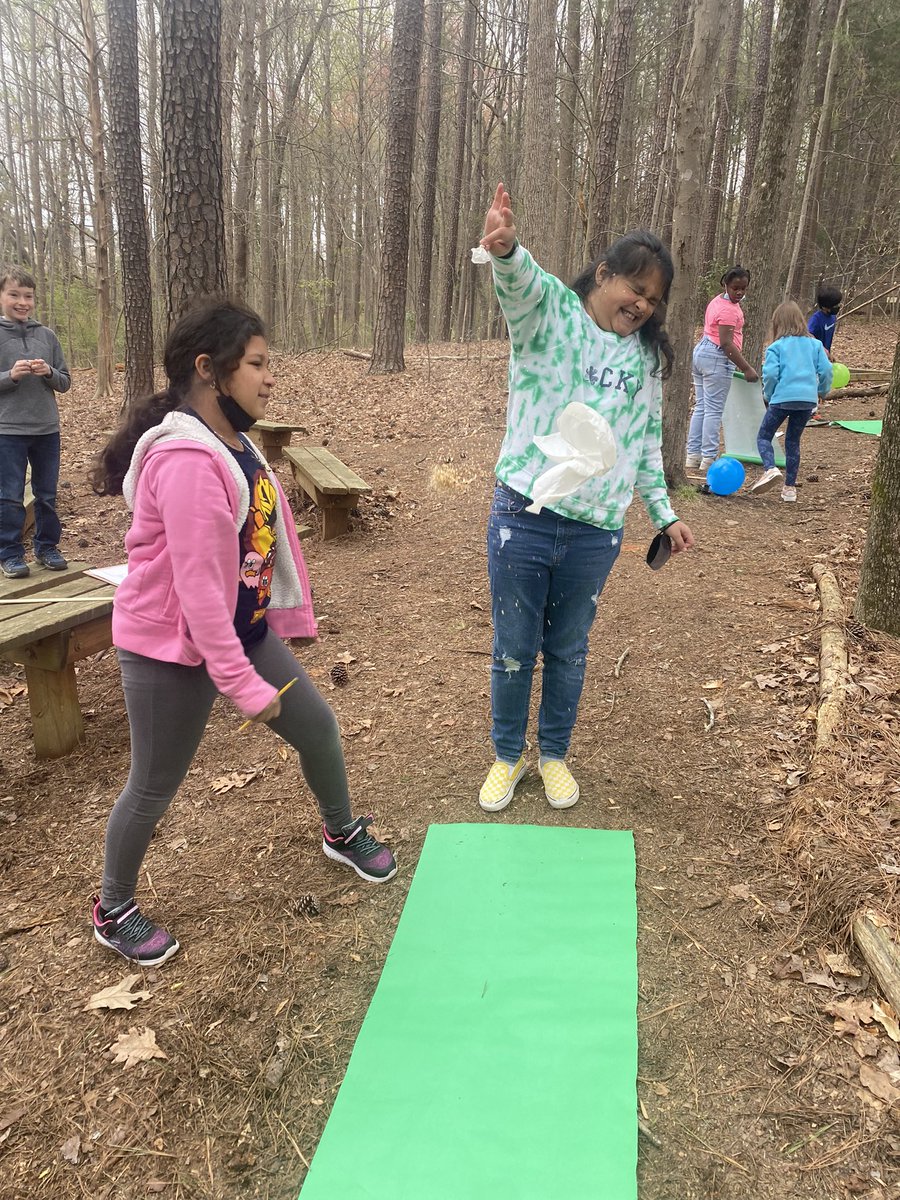 Amber Evans tweet media