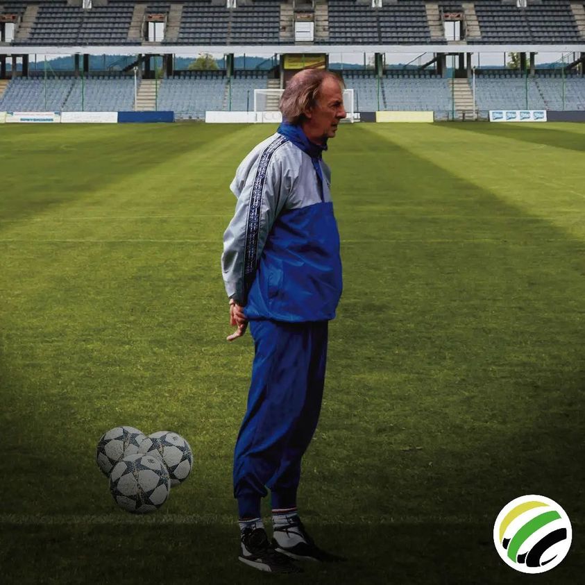 #Menotti: “En su desarrollo el fútbol es velocidad y precisión. Entonces la tarea de un Entrenador es buscar un juego rápido que se logra a través de la sorpresa, del cambio de ritmo. Buscar un fútbol lo mas veloz posible, pero sin perder precisión”.