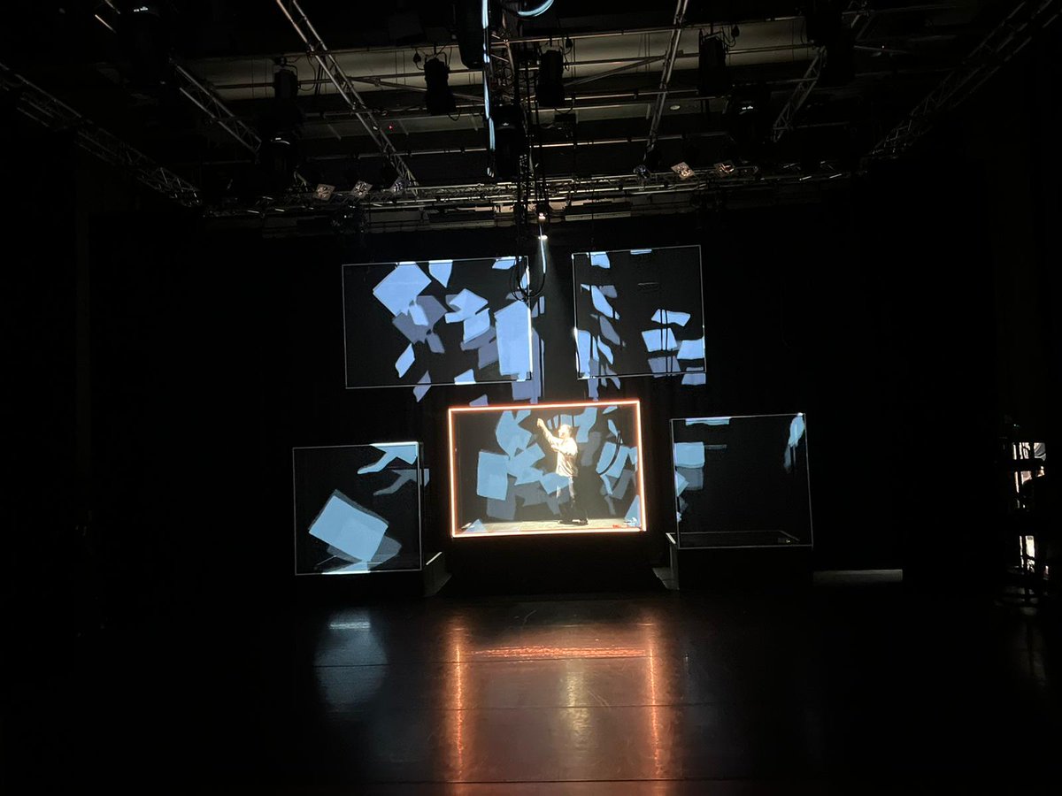 SouthpawCompany's tweet photo. You don’t want to miss the epic Southpaw SPEAKEASY 📽 We're performing  @BarnsleyCivic THIS FRIDAY and @LighthousePoole @FireStationSun NEXT WEEK. Buy tickets: https://t.co/wE7GKhmIZR
#yorkshire #dorset #tyneandwear #dance #performance #comeseeit @onedanceuk @WeAreCreativeUK https://t.co/HPFoDjbZ37