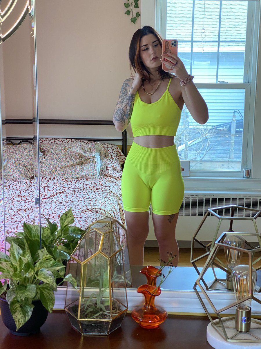 Come play with me :) thesinstress.me