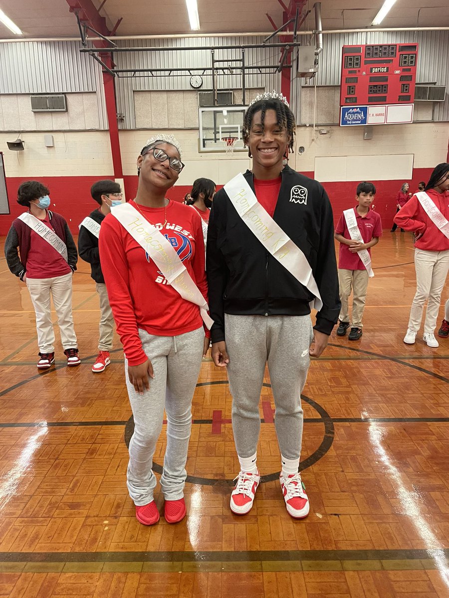 harrismiddle's tweet photo. 2022 T. H. Harris Homecoming Court! https://t.co/YVreAjuANc