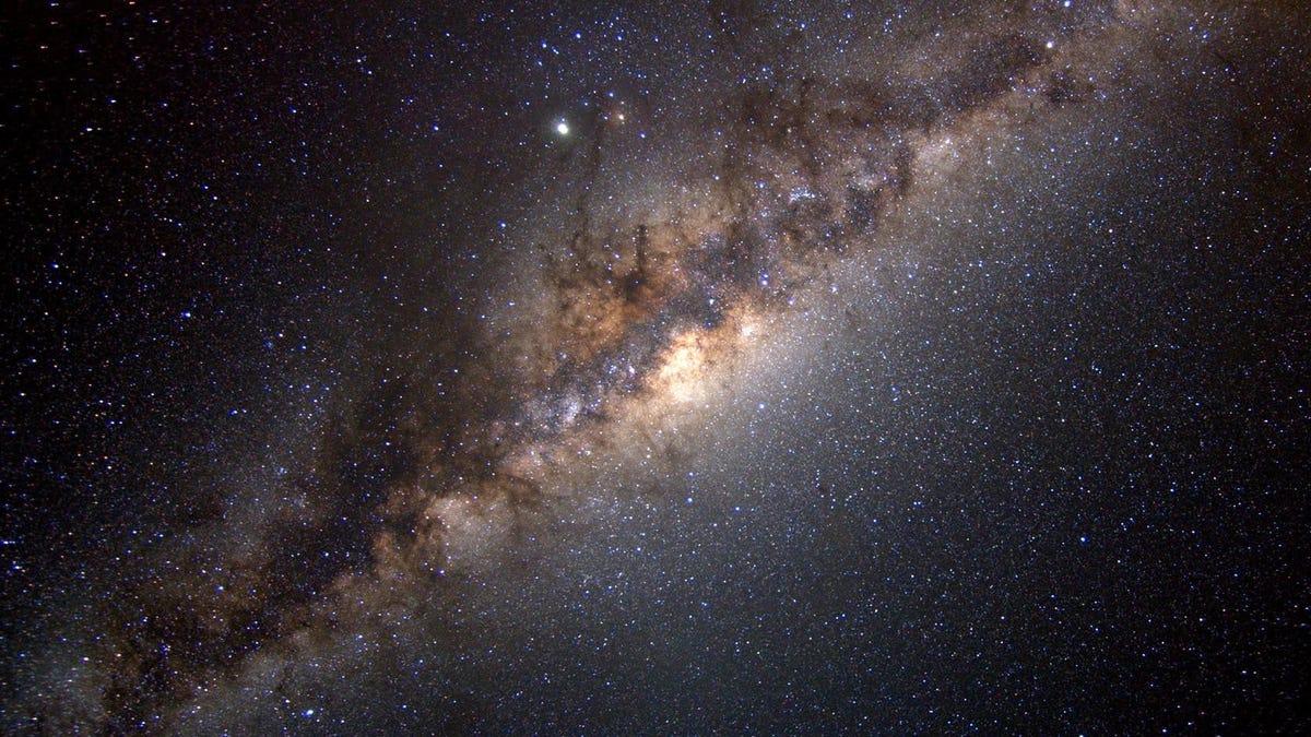 Gizmodo's tweet image. A Beacon in the Galaxy: Scientists Update Humanity’s Message to Aliens dlvr.it/SMgH4y