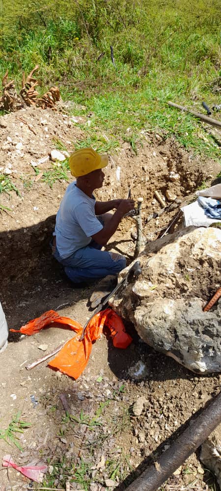 Cuando decimos #VamosConTodo es porque el trabajo y el sol de nuestra #Cuba nos hacen irremediables batalladores por la paz y el progreso,  ninguna campaña de odio nos amedrenta. #VivaCuba