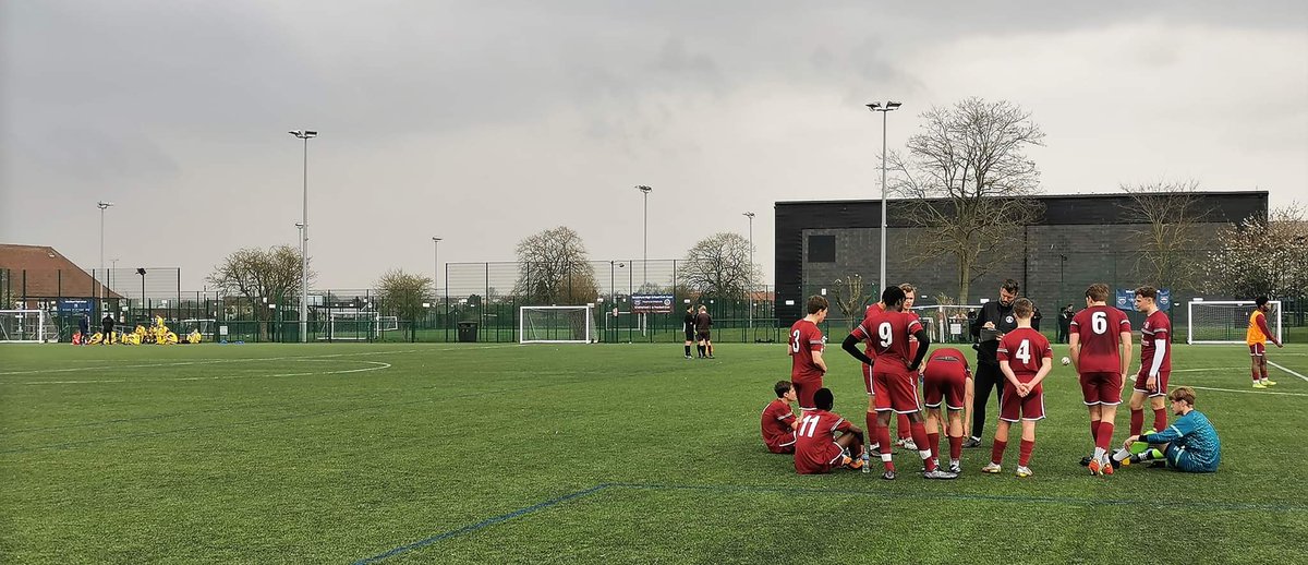 JeffreySoley's tweet photo. Wednesday 30/03/22 @MoulshamHigh, Chelmsford, 20th National League U19 Alliance League @nationallgeU19 game for SEC. @AcademyClarets (MHS) v Concord Rangers (SEC) @SEC_Footie. Top two went head to head with the points being shared 2-2 at FT https://t.co/PldixrWcri