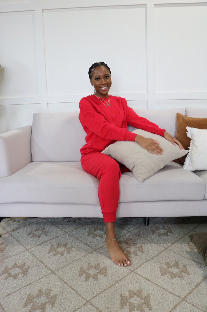SHOPLBN's tweet photo. This is how we feel about bright colors in our favorite loungewear pieces 😍😆

If you didn’t know, we restocked the Nina crewneck &amp; joggers in Ruby! 

Head to the site today and add this set to your cart 🛒 https://t.co/TM1M2o4TzJ