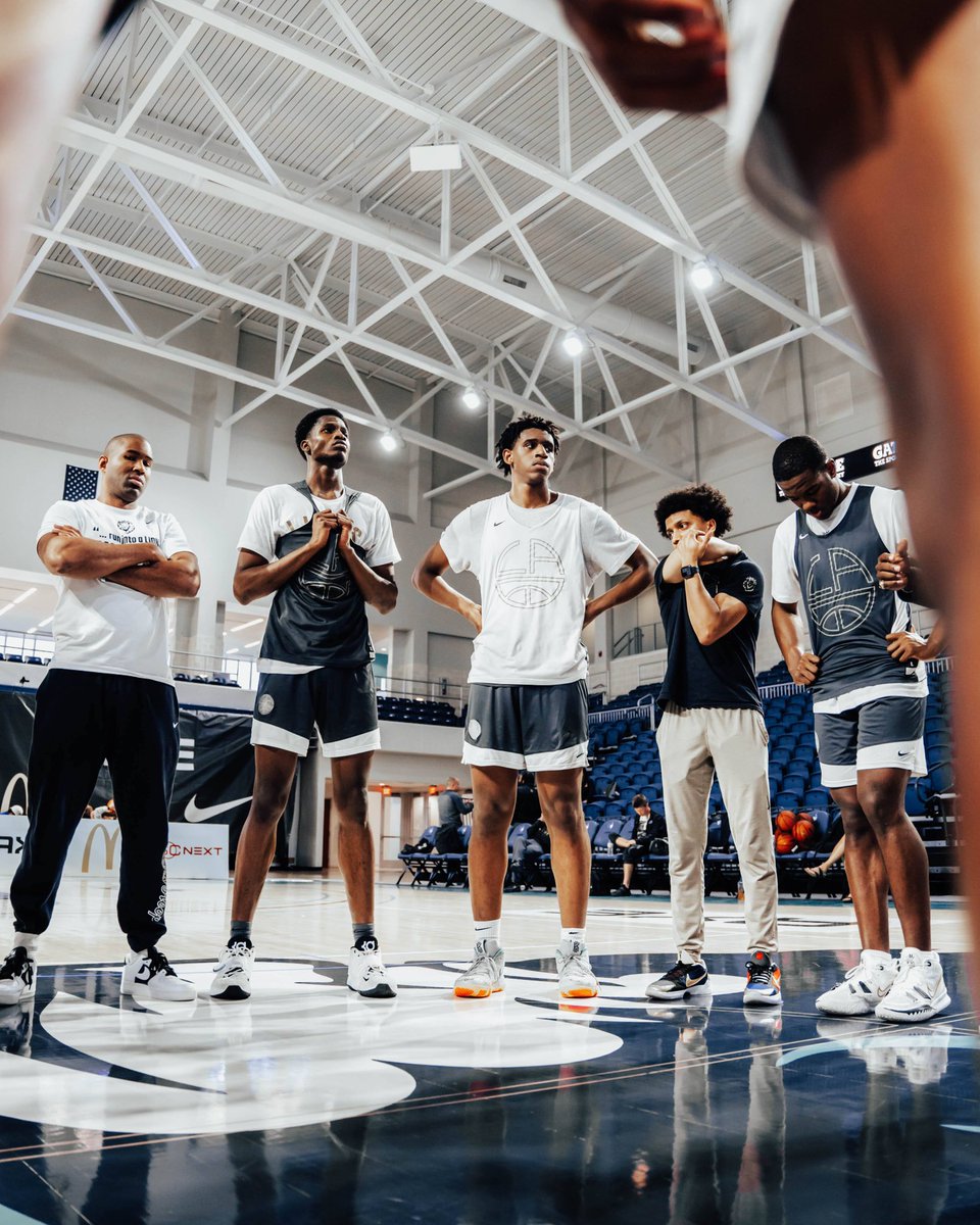 LinkHoops's tweet photo. ππ«π¨π§ π¬π‘ππ«π©ππ§π¬ ππ«π¨π§
#RepThePrideπ¦ | #GeicoNationals https://t.co/Pk6wLJg1P8