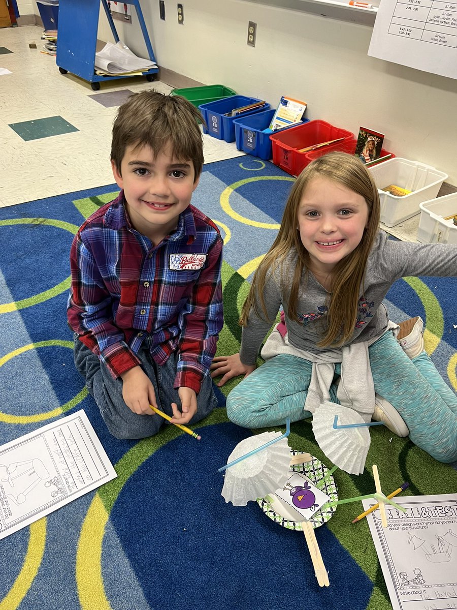kkvaughan70's tweet photo. Creating a birdhouse/nest during Science with Mrs. Robbins was so much fun!  @CarrsvilleElem https://t.co/IOKbvFJrPm