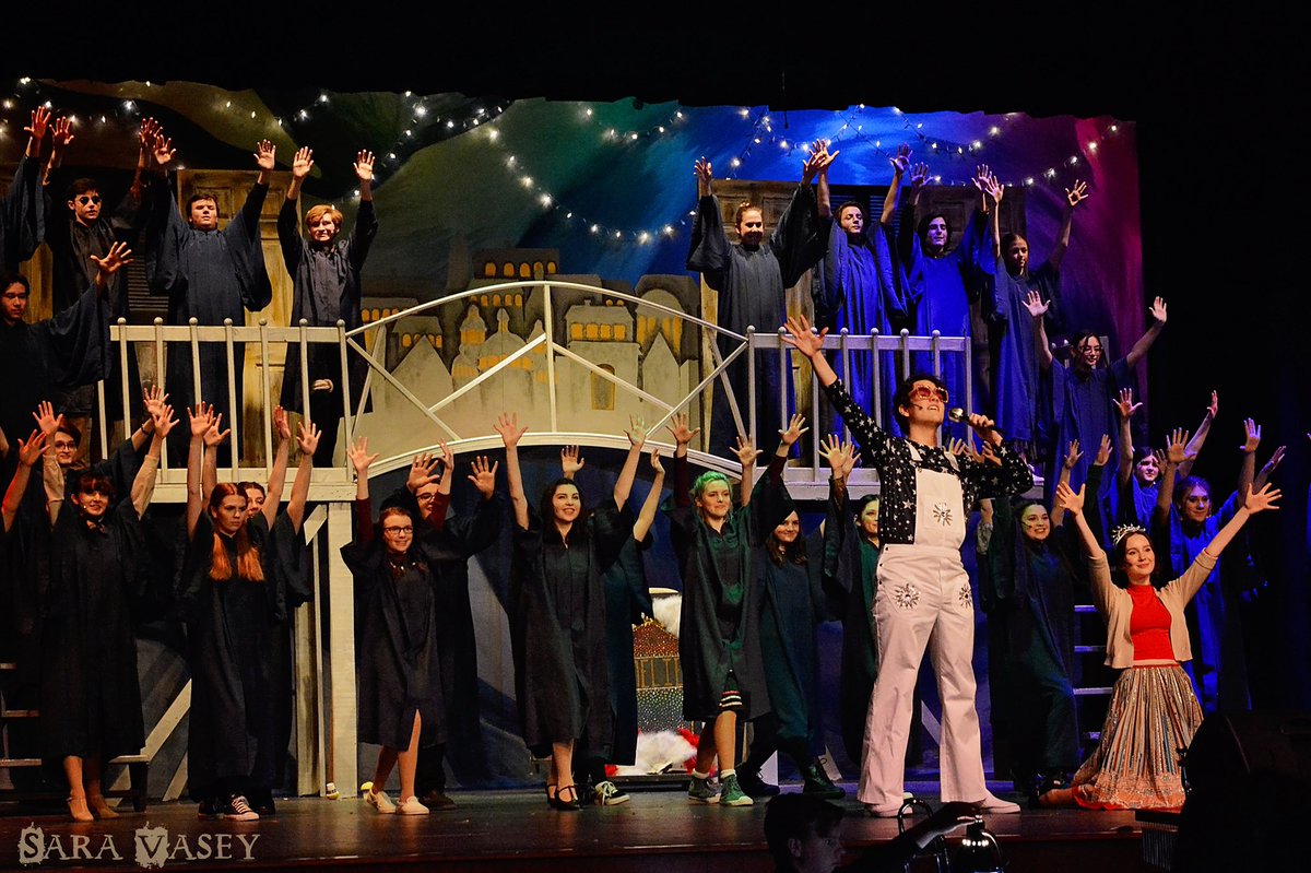 CBWHarlequin's tweet photo. @CBSDMusic @CBSDSchools @DoylestownDBCA Amelie opens tomorrow at CB West! https://t.co/d70EVeqPSH for more info. #westproud #amelie #cbwharlequin #cbwest #dreamers https://t.co/8xlMKTFpcG