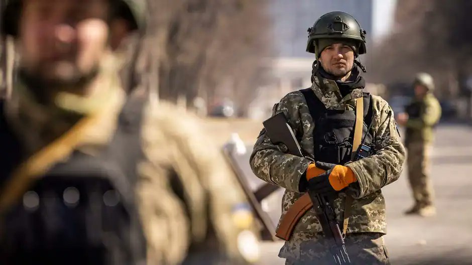 tvanouvelles's tweet photo. L'Ukraine accuse les forces russes d'avoir tiré des obus au phosphore sur une ville
https://t.co/iNw9BwtPyT https://t.co/pP8hWtmPQ8