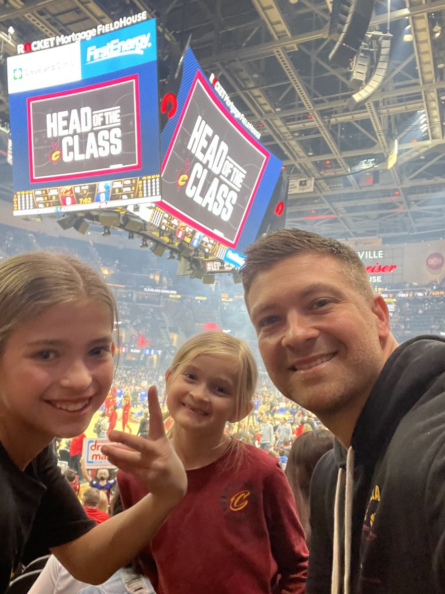 BryanGarver's tweet photo. @cavs #LetEmKnow https://t.co/HAEjZqV01T
