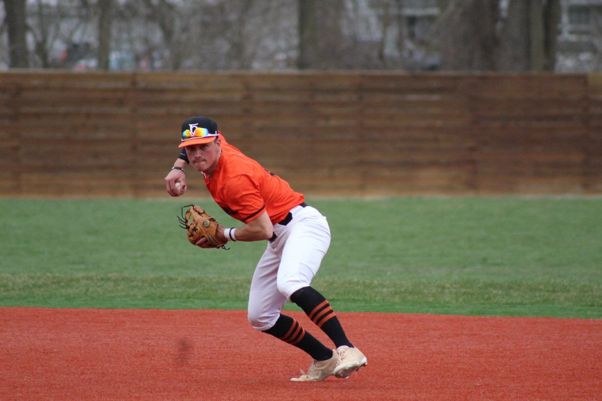 BergAthletics's tweet photo. .@BergBaseball united in win over Manchester ... RECAP: https://t.co/Srf1DLHoZ4 https://t.co/4Xt7xnNF8k