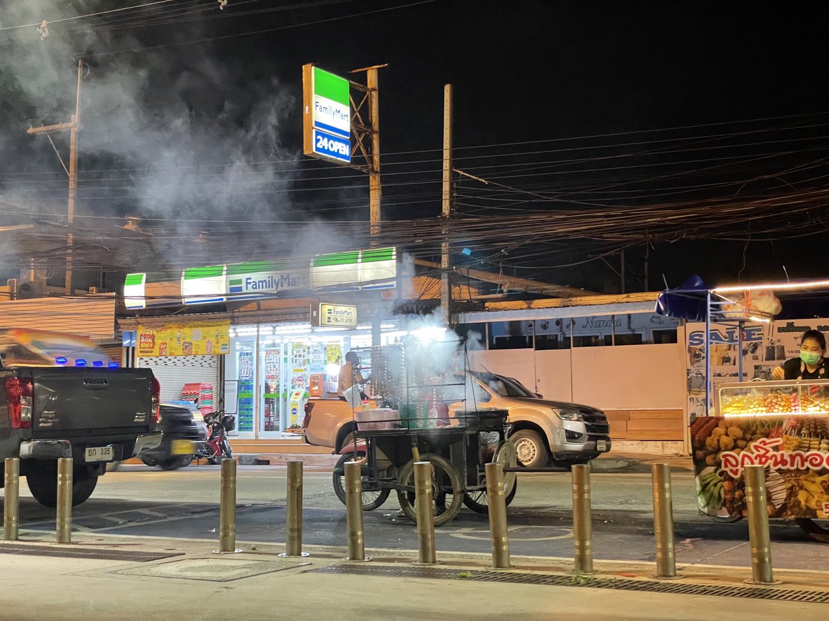 ractdi's tweet photo. Common sights (and smells) around #Jomtien • Family Mart and #Reeking Food Carts. Lovely! 💕 #thailand https://t.co/gzvpcSOuwc