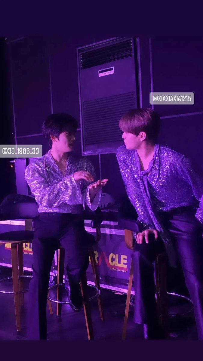 healingvoice86's tweet photo. Jaejoong shared a cute picture of him and Junsu 🥰

Junsu's words to Jaejoong ❤️
"Whenever I'm only with hyung, it feels like I've gone back to at least 10 years ago."

I feel like crying again...
So many memories ㅠㅠㅠㅠ
Just seeing them together makes me so happy 😭😭😭 https://t.co/21w9WpdU8H