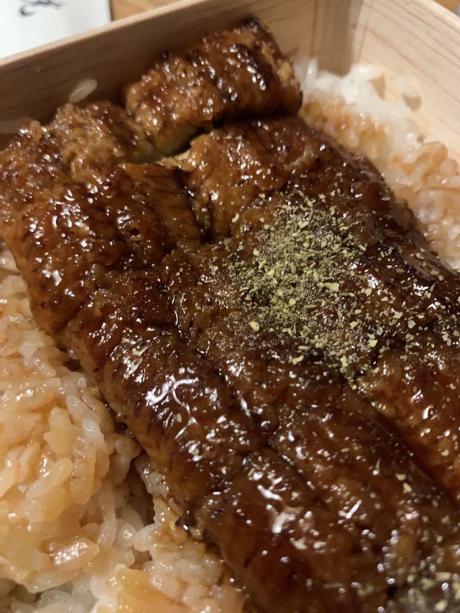 mad175z's tweet photo. 愛知県一色町　兼光さんの鰻
お土産にいただきました🙏🏽 https://t.co/PSP5Ay59SX