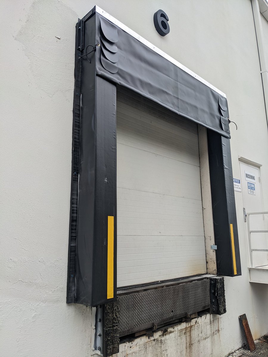 rackprotectors's tweet image. #dockseal
Dock seal installed on loading dock
Pstrouth.com
