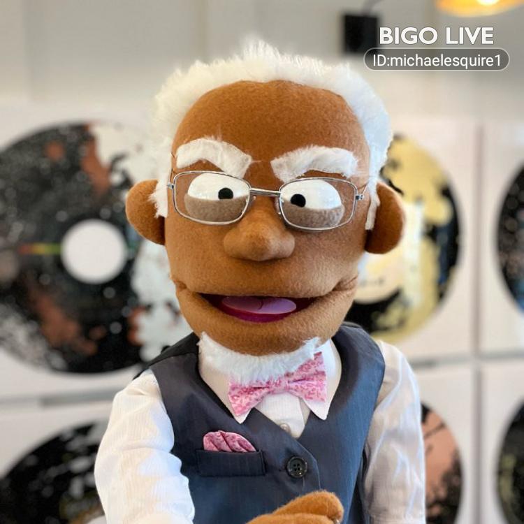 tejasflor's tweet photo. Come and see MichaelEsquire📶 streaming live on #BIGOLIVE and make new friends!  https://t.co/mxliZsiXNo https://t.co/i5oGuZDilt