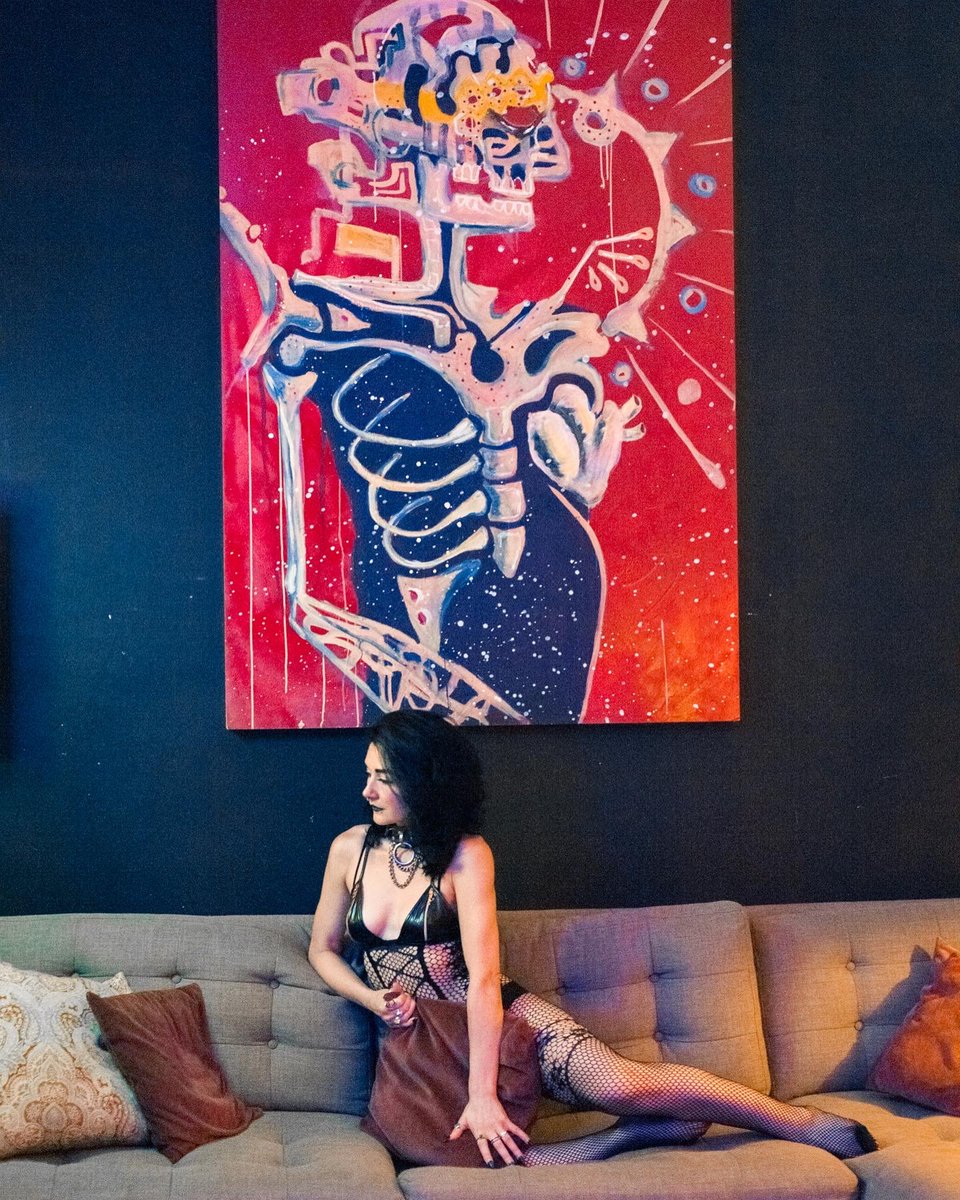 BlyreCpanx's tweet photo. I’ve been posting life updates to my Instagram stories lately.
Go get the scoop!
Also, don’t forget to #supportartists 🖤
#linksinbio #paypalme #venmome #tipme #sellingpics #sellingclothes #sellingstuff #supportlocalartists #supportsmall #supportart #supportperformers https://t.co/rDZ036tJVZ