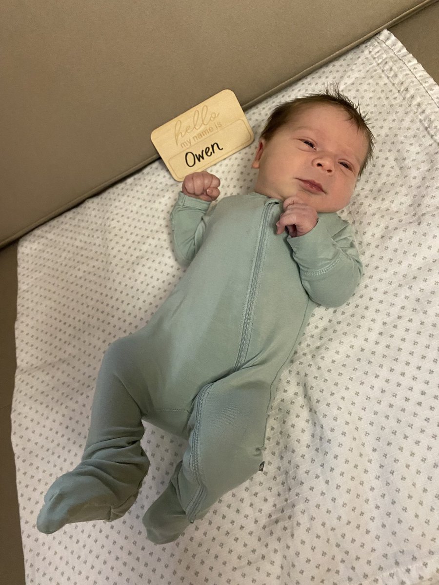 Our new little Islander!!

Owen William Slough