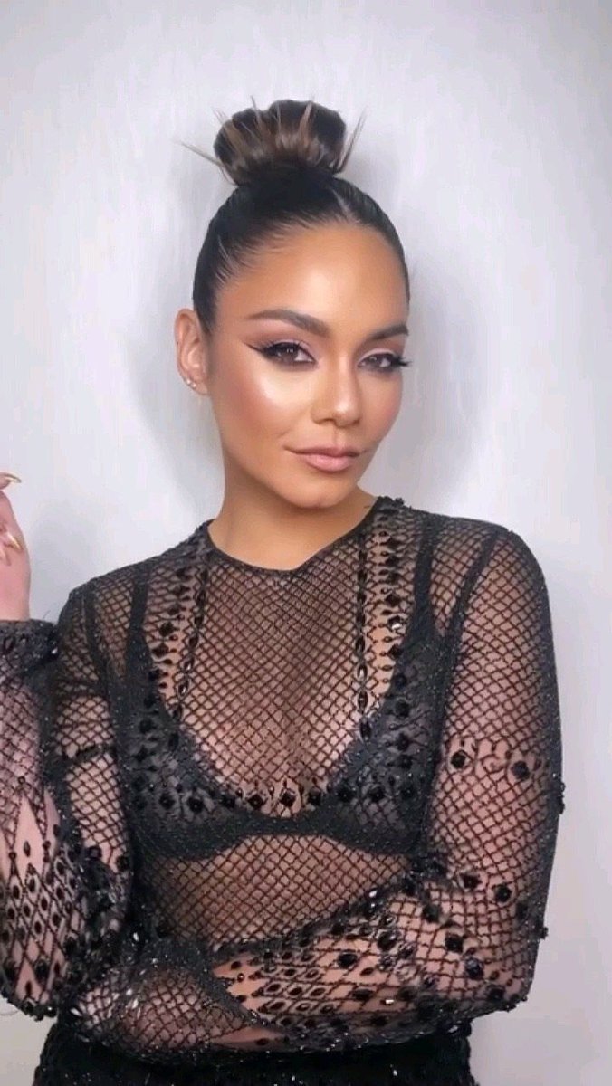 Nessa 
♡ ʅoyal  
♡ Sιɳɠҽɾ / αƈƚɾҽʂʂ / ϝσɾɱҽɾ Dιʂɳҽყ  
♡ Sιʅʅყ Ⴆυƚ ƈυƚҽ 
♡ Fҽɱαʅҽ ɯɾιƚҽɾ 
♡ ραɾσԃყ / ɾρ / ɳσƚ Vαɳҽʂʂα Hυԃɠҽɳʂ