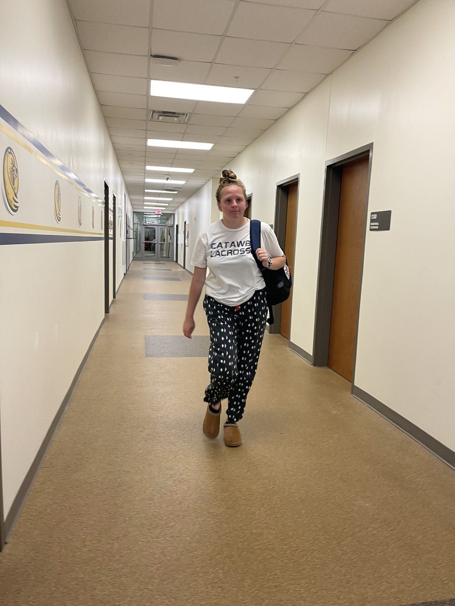 CatUCatwalks's tweet photo. Road Game 5…

Lullabies at Lander #bedtimewiththebearcats https://t.co/1aX6jVgULW