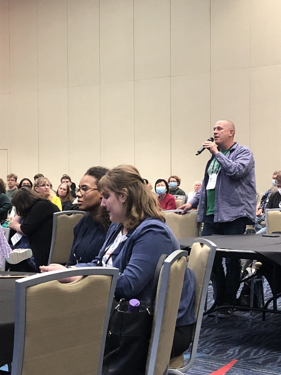 What a FANTASTIC opening plenary talk from Dr. Maria Spivak! #ASB2022 #ASBLittleRock