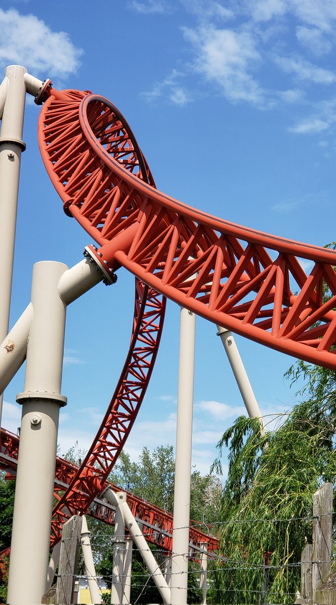 WWoman08's tweet photo. Maverick @cedarpoint #maverick #cedarpoint #trackshot #Rollercoaster https://t.co/L8cnN5bJG8