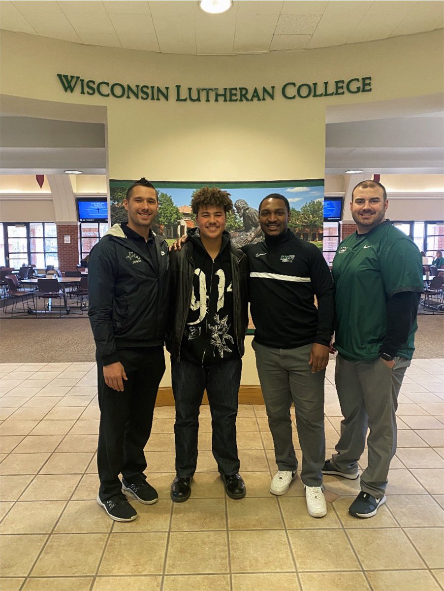 JaydenSmithh_'s tweet photo. Had a great visit @WLC_Football appreciate the hospitality and words of wisdom from @CoachTreadAWay and @WLCCoachTreske !! Appreciate all of the love and respect!! https://t.co/tfavaVDNrg