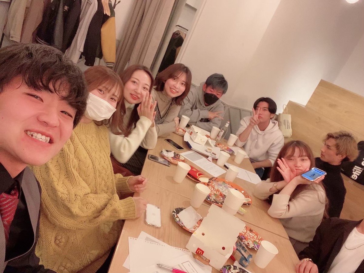 Zealous_GU's tweet photo. 活動紹介

〜ハロパ&amp;クリパ〜
こちらは1,2年生がメインとなるイベントです！ 🎃 
これから長い時間を過ごす1,2年生がより一層仲良くなれます！🎄
同い年だけでなく先輩後輩とも仲良くなれるのがサークルの楽しみ！ 
ぜひみなさんZealousへ！🔥
#春から学習院 https://t.co/TT3O8jvN3C