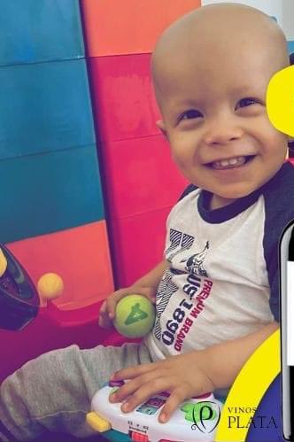 betocarcagno's tweet photo. Amigos, ayúdenme a darle RT a este tuit para que llegue a más personas. Mi sobrino, Bebé Max de 1.7 años está luchando contra el Cáncer y necesitamos fondos para realizarle cirugía en calidad de URGENCIA!!! Cualquier donativo suma. 🙏🏻 https://t.co/LbdaLBYm6H