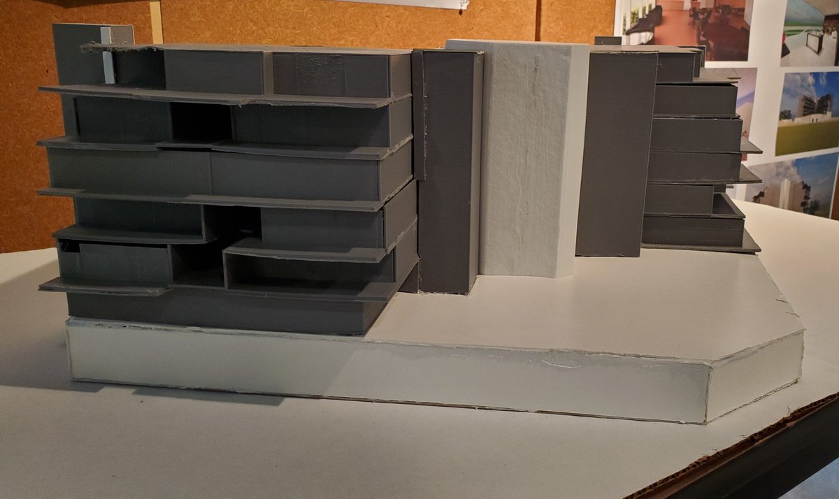 SIUArchitecture's tweet photo. Hey Salukis,

Check out the Architecture Juniors' models for their interpretation of the Owensboro Riverside Apartments project. Keep up the great work! https://t.co/aApD88oSTN
