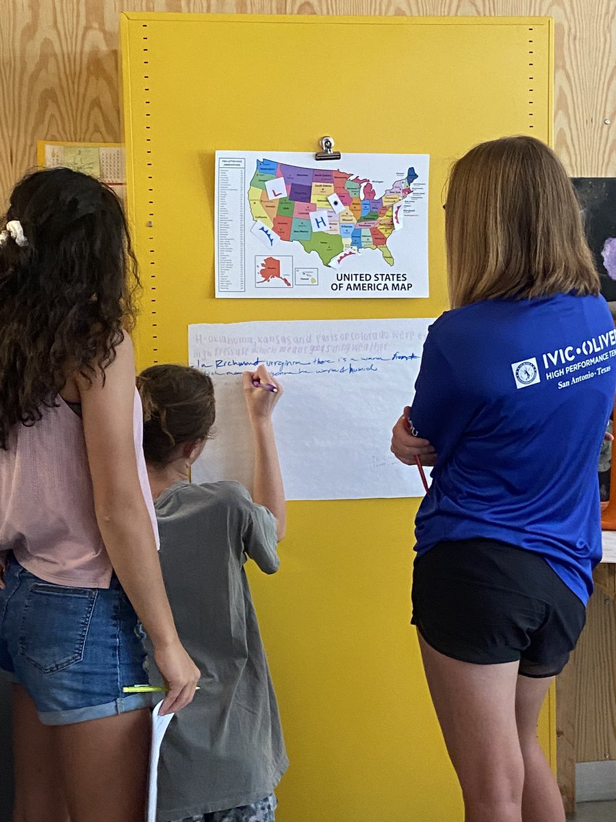 MrsHenryValdez's tweet photo. Learning about weather inside and outside because today is perfection. #weatherfronts #weatherstations #learningoutdoors 💙💛 https://t.co/xYP15sTGnJ