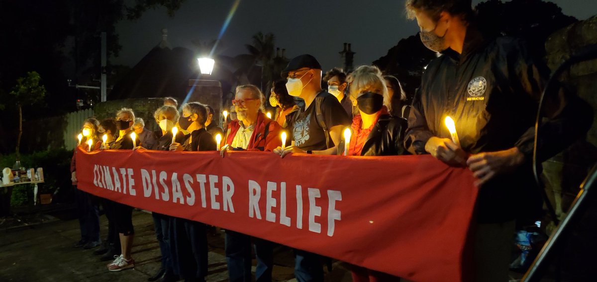 arrcc1's tweet photo. This morning ARRCC held a dawn vigil for flood survivors in Lismore at Kirribilli House. Rabbi Mordecai lead us in song and reflection. We sent a message to the government that we need to tackle the root cause of climate catastrophe. 

#FaithVoices4Climate https://t.co/xoDYJyavzV