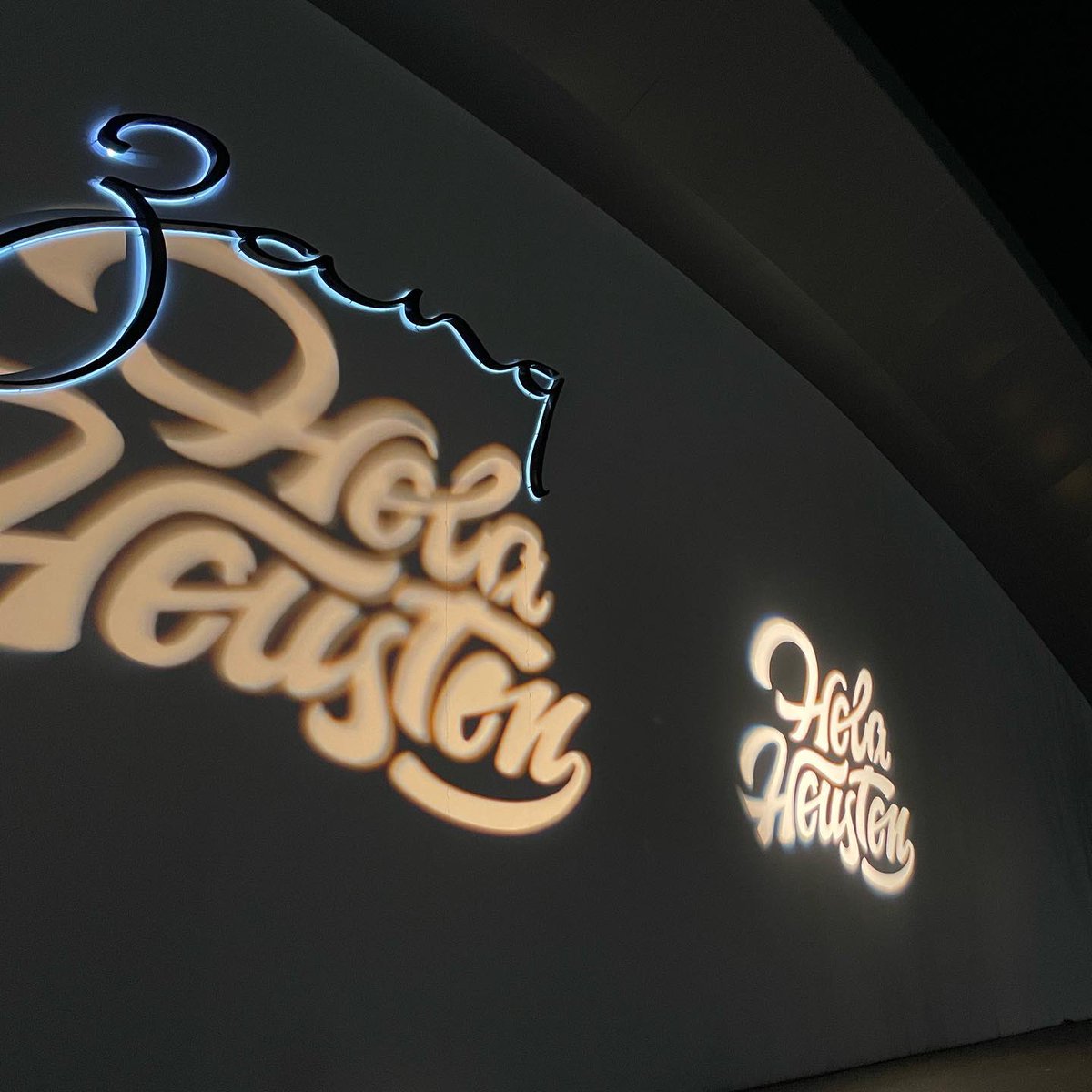 Mission to Mexico with an incredible team! Gracias Monterrey por recibirnos! Nos vemos pronto! Next stop Mexico City! 🇲🇽 #houstonweek #houstonartist #holahouston #houston